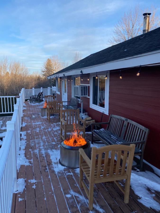 Bromley View Inn Bondville Exterior photo